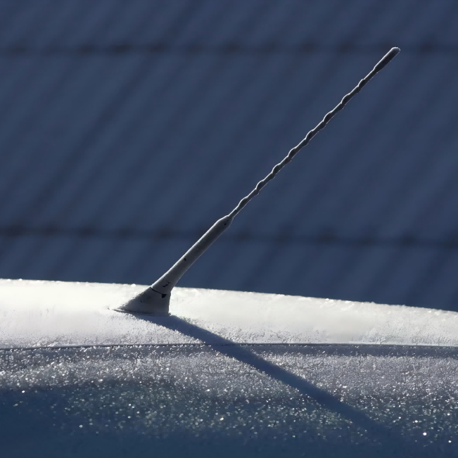 Whip antenna for automobiles Штыревая антенна для автомобилей