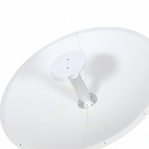 Параболическая решетчатая антенна с усилением 30 дБи, 4900–6500 МГц